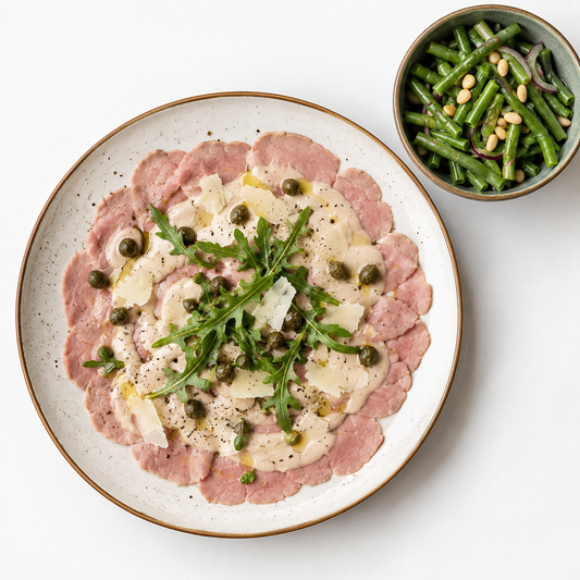 Vitello tonnato met een salade van sperzieboontjes bij Arno's to go in Beveren